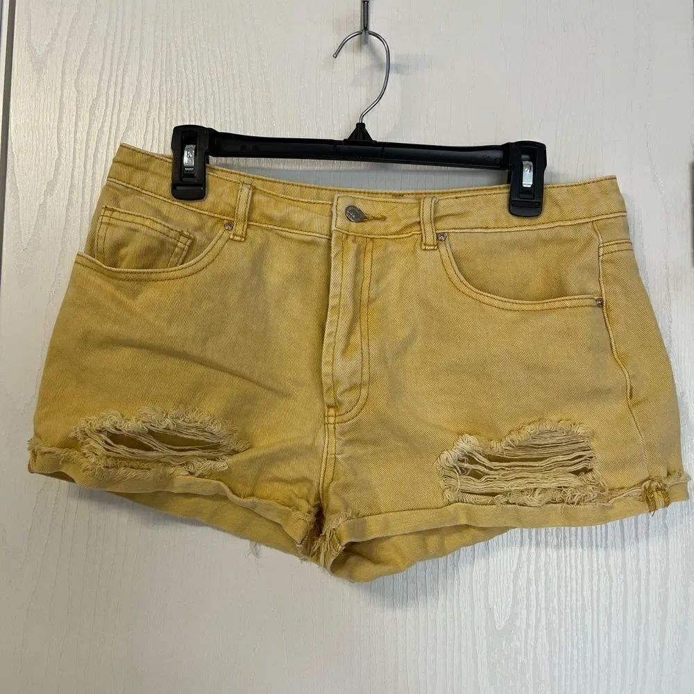 Forever 21 Shorts 